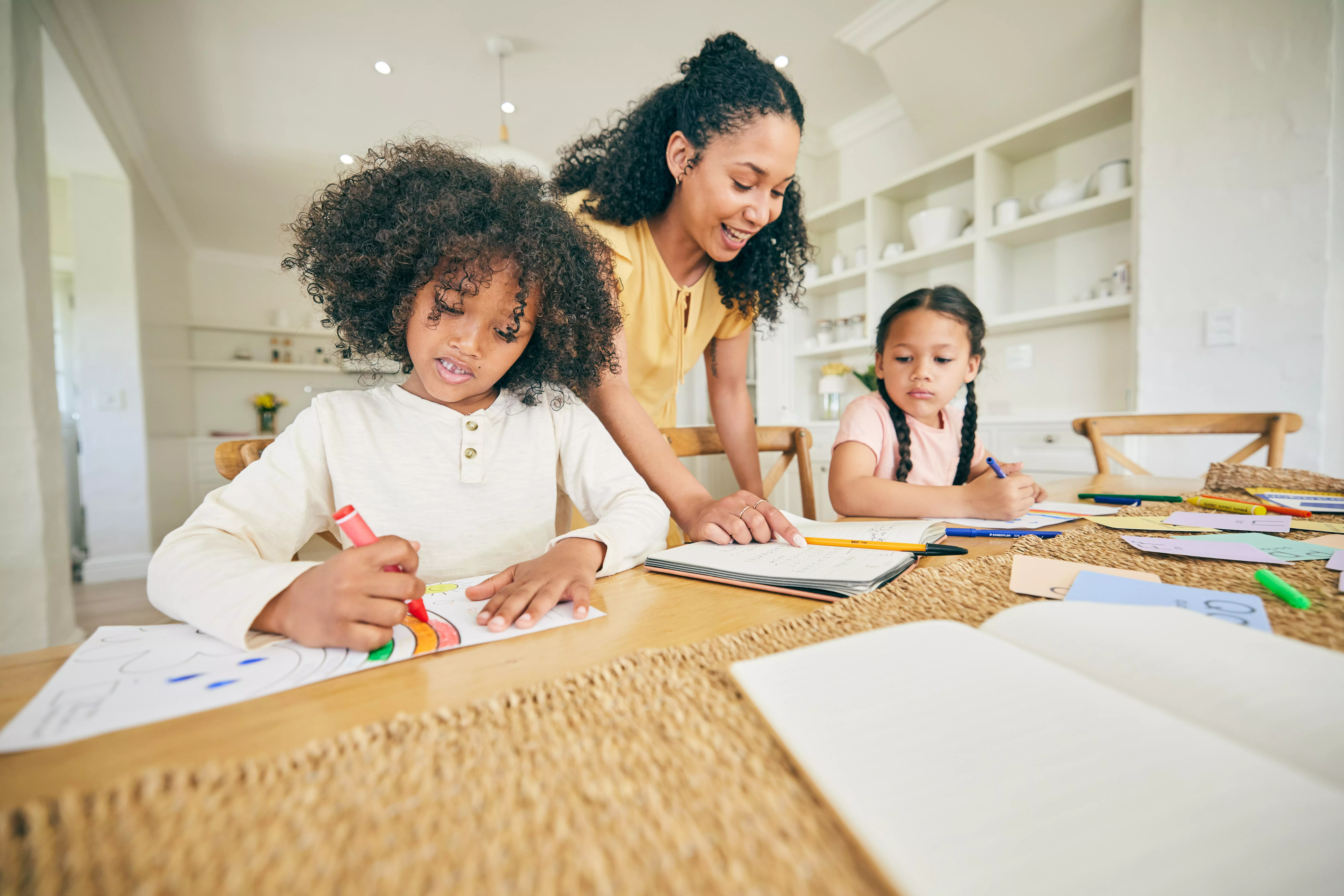 Writing, learning and children with mother for home education and support